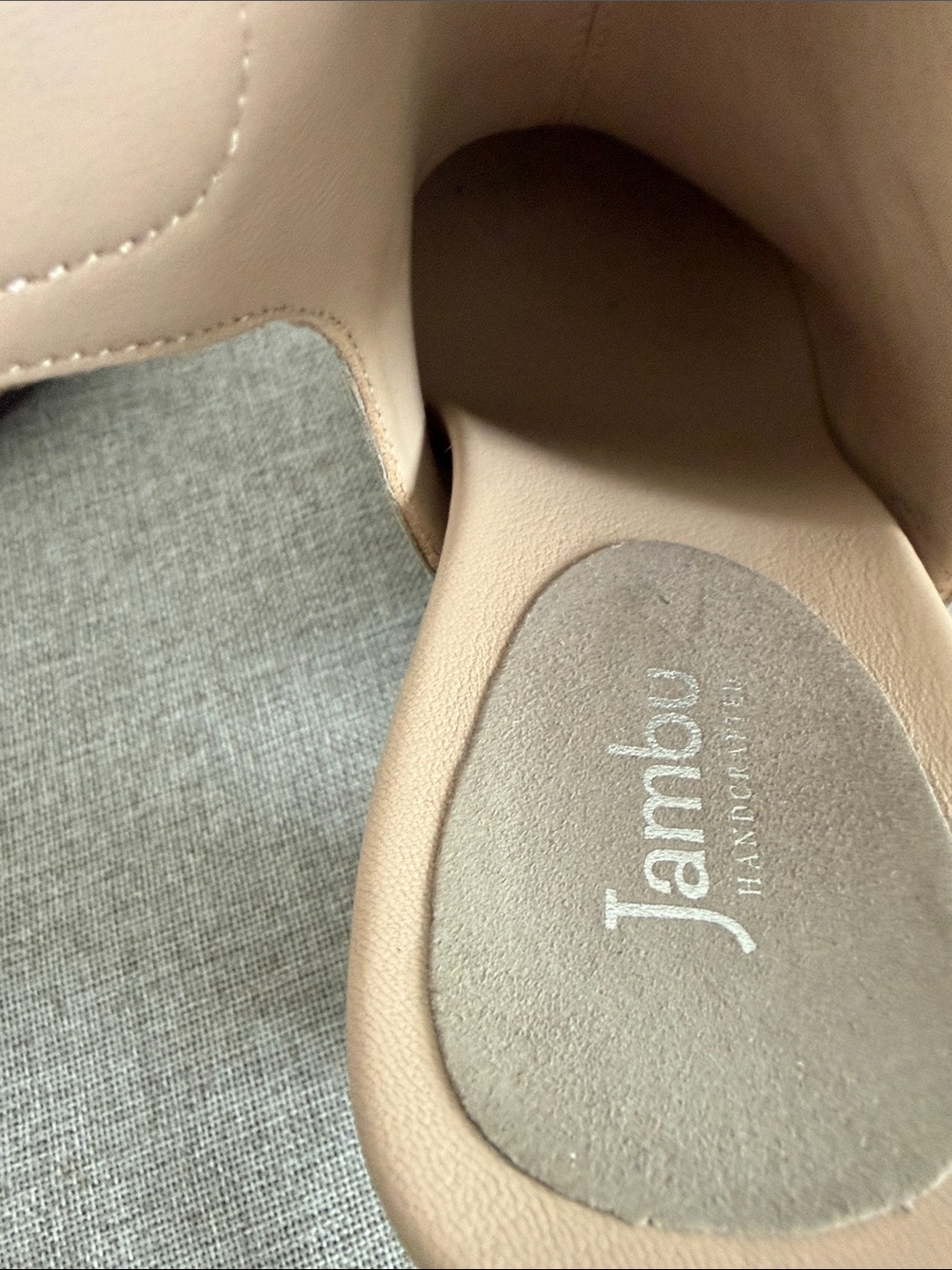 Jambu Colette Leather Platform Clog Booties Gray Taupe Wood Heel
NWOT - Picture 12 of 13